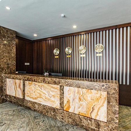 Shera Park Boutique Hotel Ałma Ata Zewnętrze zdjęcie