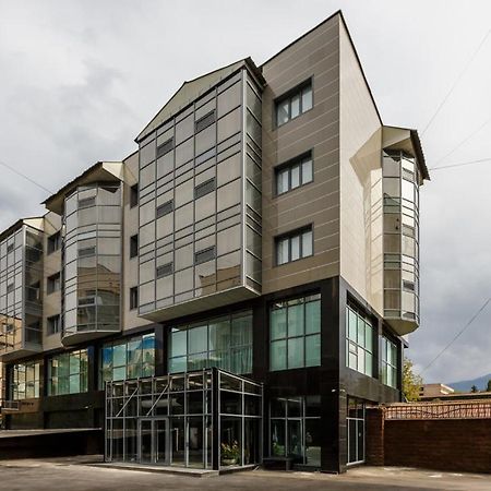 Shera Park Boutique Hotel Ałma Ata Zewnętrze zdjęcie