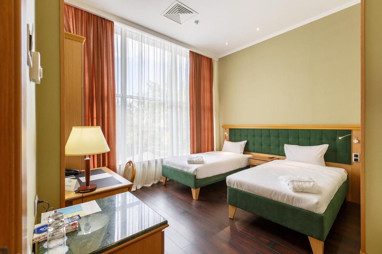 Shera Park Boutique Hotel Ałma Ata Zewnętrze zdjęcie