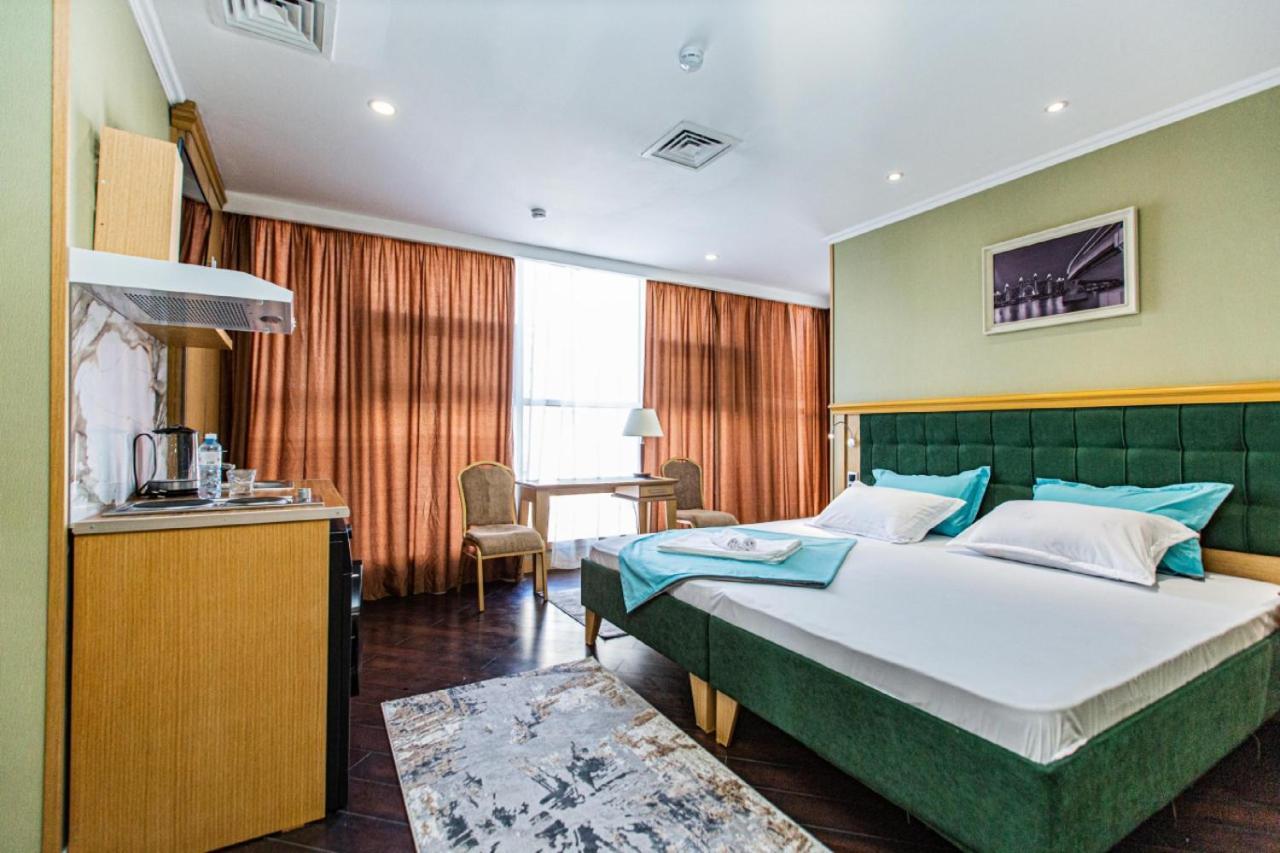 Shera Park Boutique Hotel Ałma Ata Zewnętrze zdjęcie